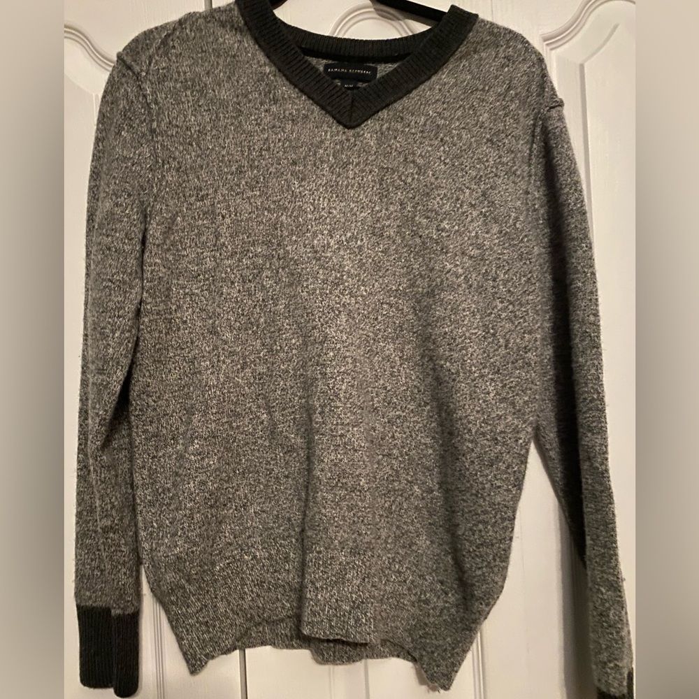 Banana Republic Charcoal V-Neck Lambswool blend Men's Sweater